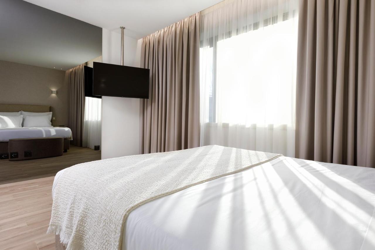 Alma Invicta Almada Premium Apartament